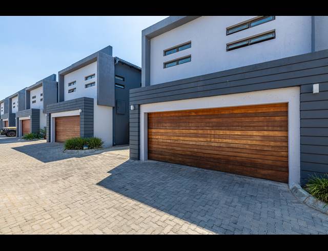 3 BEDROOM HOUSE FOR SALE IN BRYANSTON